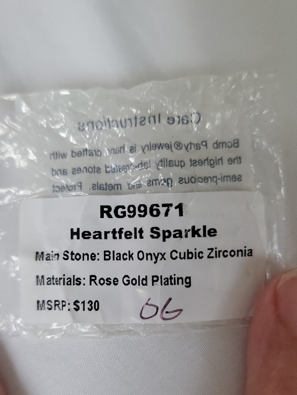 ​NWT Bomb Party Heartfelt Sparkle Ring RG99671 Size 8 - Picture 3 of 7